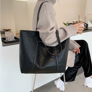 Bolso Tote de Gran Capacidad para Mujer, Precio de Mayoreo Más Bajo, Bolso de Hombro Impermeable de Lujo para Exteriores, Bolso de Mamá Sencillo y Moderno - Product Image 5
