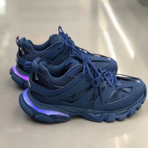 Zapatos de Diseñador de Lujo 3.0 con Luces LED, Zapatos para Caminar Transpirables y Cómodos para Hombre y Mujer, Suelas Gruesas de Alta Calidad para Todas las Temporadas - Product Image 1