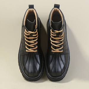 รองเท้าบูทผู้ชายสไตล์ตะวันตก หนังแท้คุณภาพสูง กันน้ำ แบบผูกเชือก พรีเมียม กันลื่น ทนทานต่อการสึกหรอ ดีไซน์ย้อนยุค ระบายอากาศได้ดี - Product Image 4