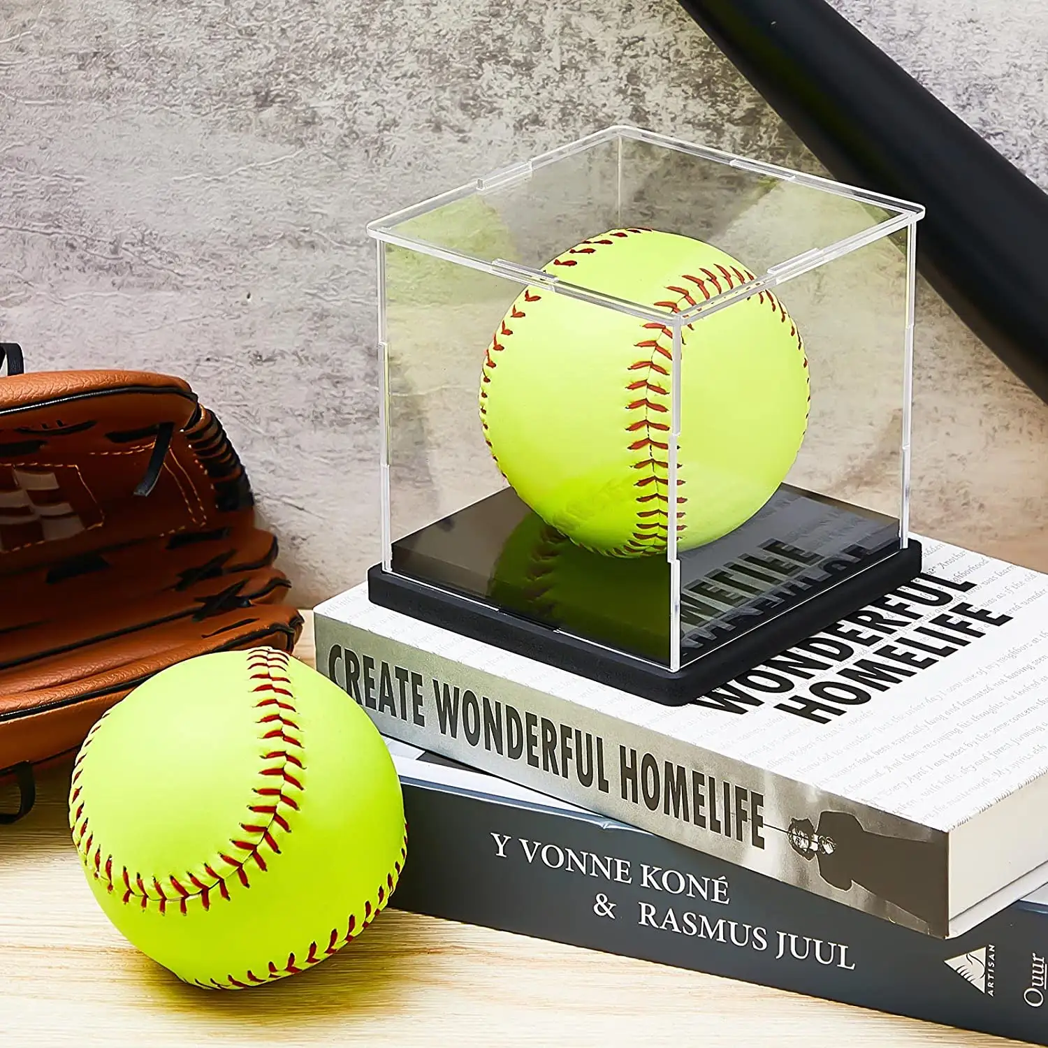 UV 보호 아크릴 야구 디스플레이 상자 책상 플렉시 스퀘어 테니스 공 소프트볼 홀더 스탠드 블랙 베이스