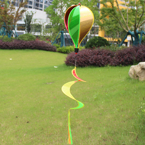 Vente en gros d'ornements de moulin à vent en spirale Montgolfière arc-en-ciel Chaîne de moulin à vent en plein air Décoration de jardin en plastique durable - Product Image 5