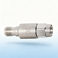 Atténuateur RF 3 dB à 915 MHz 50 Ohm. SMA-mâle vers SMA-femelle
