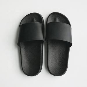 รองเท้าแตะ Pvc สำหรับผู้ใหญ่และเด็ก,รองเท้าแตะผู้หญิงและผู้ชายสำหรับฤดูร้อนรองเท้าลำลองพร้อมโลโก้ที่กำหนดเองชื่อย่อภาพนิ่งด้านข้างสำหรับผู้ใหญ่และเด็กปี2021 - Product Image 5