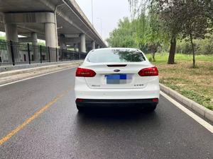 Ford <span class=keywords><strong>Focus</strong></span> berline <span class=keywords><strong>2014</strong></span> d'occasion, caméra arrière, boîte automatique, sièges en cuir, R15, conduite à gauche - Product Image 4