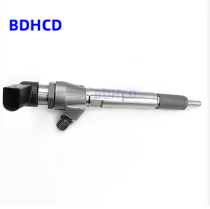 Injecteur à rampe commune en gros d'usine BDHCD 166008052R 166004305R 5WS40536 pour pièce de moteur <span class=keywords><strong>diesel</strong></span> <span class=keywords><strong>Dacia</strong></span> Duster NissanN Cube - Product Image 3