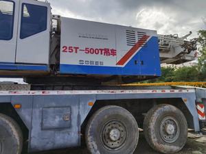 Zoomlion QAY200 Grúa móvil hidráulica todo terreno 200t con componentes centrales Motor Caja de cambios Cojinete de bomba de motor - Product Image 4