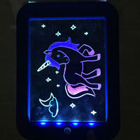 Tableau d'écriture de dessin à LED 3D Planche à dessin à lumière magique avec stylo de couleur