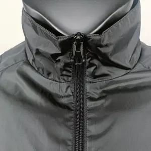 Giacca a vento personalizzata OEM giacca uomo impermeabile per uomo