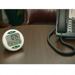 Monitor y Registrador de Datos de CO2 para Calidad del Aire Interior Extech CO210 con Pantalla LCD, Rango de 0-9999 ppm, hasta 15,999 Puntos - Product Image 2
