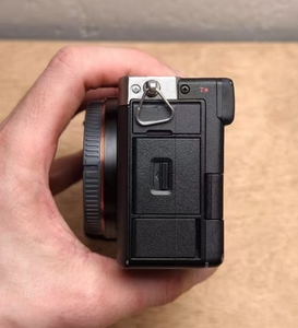 Appareil photo numérique sans miroir de style télémètre A7C <span class=keywords><strong>Mark</strong></span> II 4K, appareil photo professionnel pour la photographie de voyage et de rue - Product Image 4