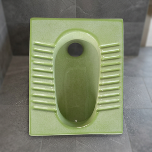 Articles sanitaires de salle de bain en céramique vert magenta rustique-Accessoires de salle de bain, casserole de toilette à squat, commode et poêle Orissa OEM - Product Image 1