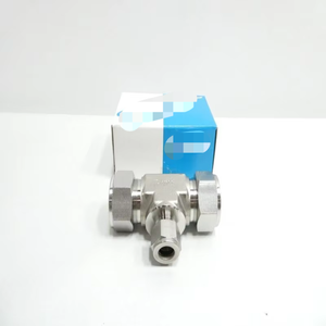 SS-1610-<span class=keywords><strong>3</strong></span>-16-8 ステンレス製縮小ユニオンティー 1インチ 1 2インチ - Product Image 1