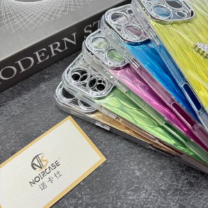 <span class=keywords><strong>เคส</strong></span>โทรศัพท์ลายผีเสื้อสำหรับ iPhone และ Android ดีไซน์ลายผีเสื้อ 3 มิติ  วัสดุ TPU บางเฉียบ สีสันสดใส แฟชั่นสำหรับผู้หญิง - Product Image 2