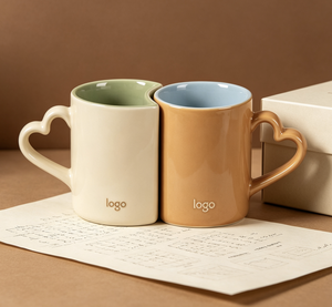 Juego de Tazas de Café de Cerámica Personalizadas para Parejas, Recuerdo de <span class=keywords><strong>Skye</strong></span>, Taza de Porcelana con Asa Alta, Venta al Por Mayor OEM - Product Image 3