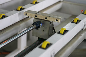 Máquina Robótica de Fabricación de Gabinetes con Control CNC Syntec de 3 Ejes, Celda de Anidamiento Automática, Rotación de Códigos de Barras, Carga y Etiquetado - Product Image 2