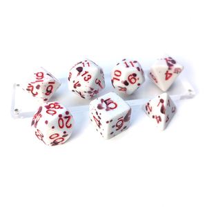 Juego de Dados Poliédricos de Acrílico de 7 Piezas con Pintura en Aerosol Efecto Sangre para Halloween, para Juegos de Mesa - Product Image 4