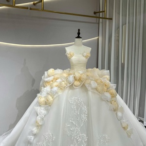 JFH32 Magnifique Robe de Mariée Femme Col Bateau Empire Corset Fleurs 3D Bouffantes Traîne Chapelle Robe de Bal Moderne en Dentelle Pailletée - Product Image 4