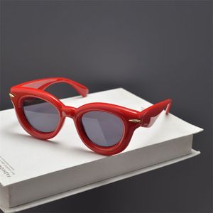 แว่นกันแดดทรงกลมดีไซน์เรโทรสุดฮิต Y2K สไตล์พังก์สุดหรู สำหรับทุกเพศ สีขาวแดง อุปกรณ์เสริมชายหาด ป้องกันรังสียูวี 400 - Product Image 2