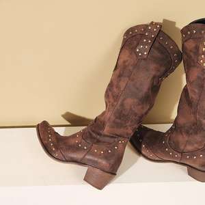 Mode femmes chaussures de <span class=keywords><strong>danse</strong></span> Style européen américain grande taille longue pays bottes de <span class=keywords><strong>danse</strong></span> rétro Rivet Flexible semelle extérieure - Product Image 2