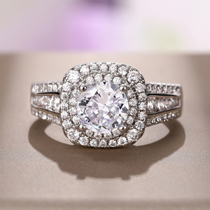 Anello con zirconi scintillanti a doppio strato per donna, elegante gioiello da dito alla moda - Product Image 3