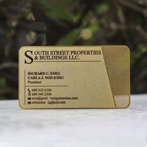 Cartes de visite en métal noir à gravure laser et couleur ponctuelle – Vente chaude - Product Image 2