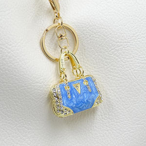 Pendentif de sac de mode de luxe incrusté de Surface lumineuse colorée artisanat exquis cadeau porte-clés sac à main pendentif bijoux - Product Image 6