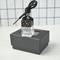 Flacon de parfum en verre 8ml, désodorisant suspendu pour voiture, bouteille de Fragrance étanche, or, argent, noir, 10 pièces