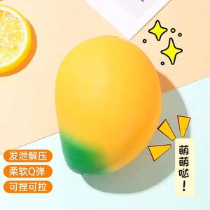 Simulated Mango Stress-relief Toy, Slow-rebound Stress-relief Dough Ball for Venting - Product Image 3