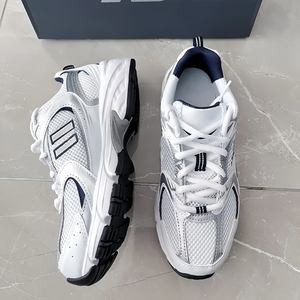 Zapatos Deportivos Casuales de Diseño de Lujo 2025, Estilo 9060, Ligeros para Hombre y Mujer, para Invierno y Actividades al Aire Libre - Product Image 6