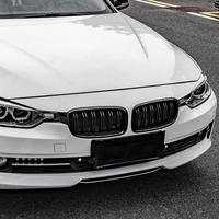 Kit de carrosserie de conversion en fibre de carbone sèche avec séparateur avant, jupes latérales, aileron de coffre et calandre pour BMW Série 3 F30 F35 F80 2012-2019