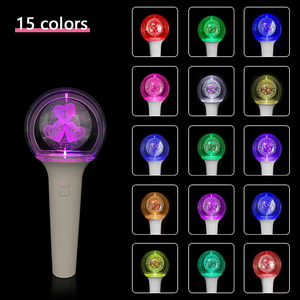 Bâton lumineux LED personnalisé pour les groupes Kpop Straykids <span class=keywords><strong>Ateez</strong></span> TXT ENHYPEN Concerts et événements de remise de diplômes - Alimenté par batterie Utilisation en extérieur - Product Image 6