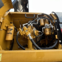 Excavatrice sur chenilles hydraulique d'occasion CAT 330D 330B, 30 tonnes, d'origine japonaise, faible nombre d'heures de travail, bien entretenue, excavatrice robuste