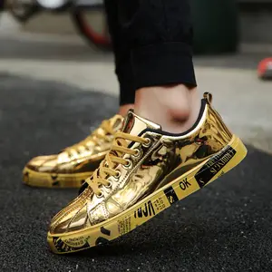 2023 saf altın parlak tüm maç Patent deri çift Sneakers amerikan sokak tarzı erkekler ve kadınlar için Graffiti kaykay ayakkabı