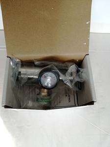 BSタイプピンヨークCGA870医療用酸素レギュレータ固定流量クイックアウトレット0-25L - Product Image 6