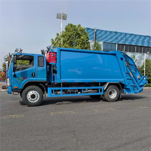 รถบรรทุกเก็บขยะแบบมีเครื่องอัดด้านหลัง FAW 8 ลูกบาศก์เมตร น้ำหนักเบาและคล่องตัวในการเคลื่อนที่ - Product Image 4