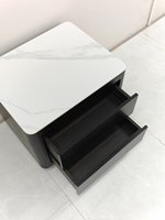 Table de chevet Evelyn de luxe, style nordique italien, noire, moderne, légère et luxueuse, en marbre carré et bois massif