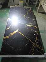 Panneau mural en PVC SPC marbré noir brillant recyclable personnalisé, résistant au feu et à l'eau, épaisseur de coupe 1,5-6 mm