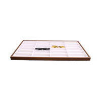 Grande boîte de rangement et de présentation portable en bois de noyer gris-blanc à grain de noyer, moderne et durable, pour 24 paires de lunettes
