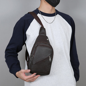 Men's Chest Bag PU Leather Large Capacity Multi-functional Crossbody Shoulder Bag Everyday Casual Wear Resistant Solid Color - Product Image 3
