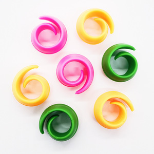 Anillos de silicona para bobinas, clips de sujeción de bobinas de colores para hilo de bordado, accesorios de costura duraderos - Product Image 1