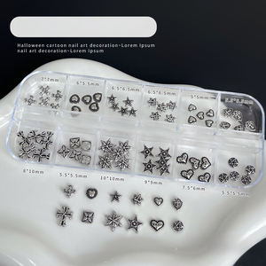 12 grilles de breloques métalliques pour ongles à motif cœur, décorations 3D en forme de cœur pour nail art et manucure - Product Image 2