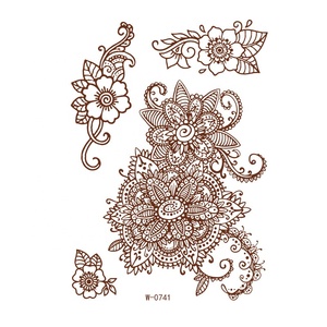 สติกเกอร์ลายเฮนน่าชั่วคราว<span class=keywords><strong>สี</strong></span><span class=keywords><strong>แดง</strong></span>แบบส่วนตัว เป็นมิตรกับสิ่งแวดล้อม กันน้ำ ลายผีเสื้อและดอกไม้ สำหรับผู้ที่ชื่นชอบเฮนน่า - Product Image 4