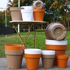 New Imitation <strong>Terra</strong> <strong>Cotta</strong> <strong>Planter</strong> Balcony Greenery Breathable Drainage Garden Light Luxury Feeling Plastic Resin <strong>Planter</strong> - Product Image 2