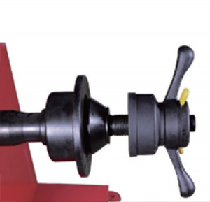 เครื่องปรับสมดุลล้ออัตโนมัติพร้อมการกำหนดตำแหน่งด้วยเลเซอร์ขยายแกนหมุน220V แหล่งจ่ายไฟผ่านการรับรอง CE trye - Product Image 6