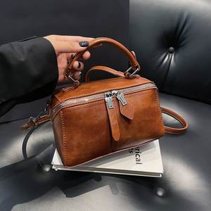 Sac à main rétro tendance, sac bandoulière pour filles, sac à bandoulière à sangle unique, petit sac carré - Product Image 2