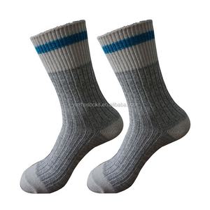 ถุงเท้าแบบมีลูกถังสองชั้นทำจากผ้าฝ้ายผ้าป่าน100สำหรับผู้ชายถุงเท้าแบบสั่งทำ - Product Image 1