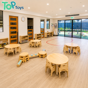 Ensemble <span class=keywords><strong>table</strong></span> et <span class=keywords><strong>chaise</strong></span> en bois massif avec pieds réglables en hauteur, plateau de travail à motifs pour tout-petits, idéal pour la maternelle et les activités d'apprentissage précoce - Product Image 1