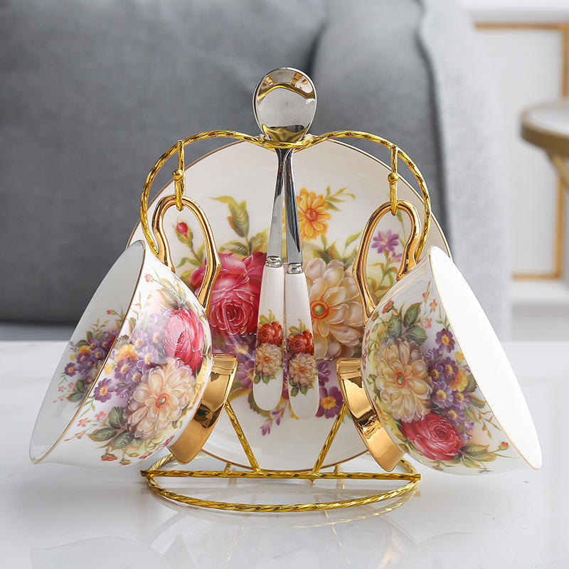 2 cups 2 dishes 2 spoons + gold rack