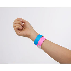 Pulseras impermeables para eventos con impresión personalizada, pulseras de TYVEK de color sólido de 19 mm (3/4 pulgadas) para control de multitudes. - Product Image 2