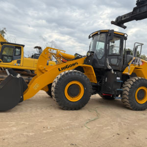 รถตักล้อยาง LIUGONG CLG856H ปี 2021 มือสอง 5 ตัน เครื่องยนต์ CAT รถตักหน้ามือสอง แกนหมุนมอเตอร์แบบเอียงพร้อมลูกปืนและเฟือง - Product Image 1